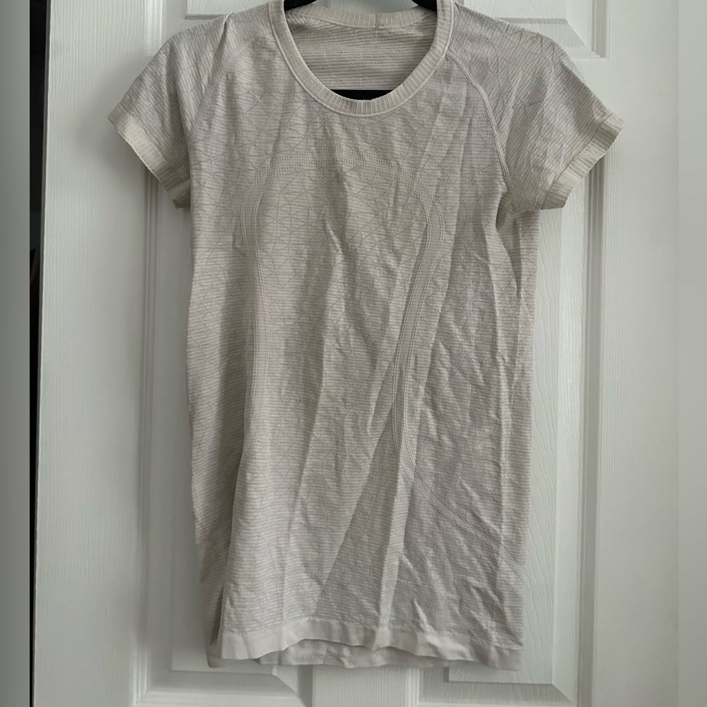 Lululemon Swiftly Tech